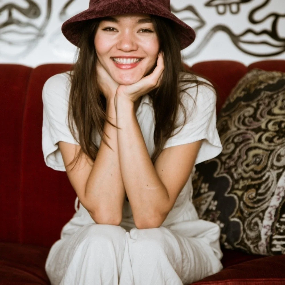 Friends of friends chenille bucket hat navy